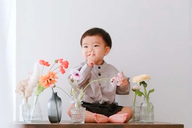 STORY 再生ボタン